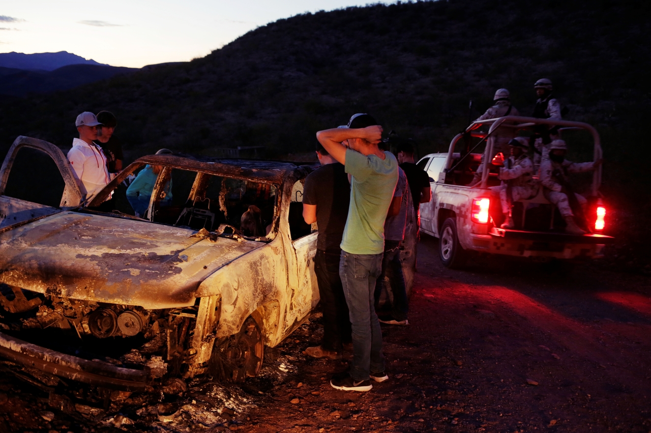 「他们全被杀死了!」傍晚6点左右,噩耗传到了家人耳中。 图/路透社